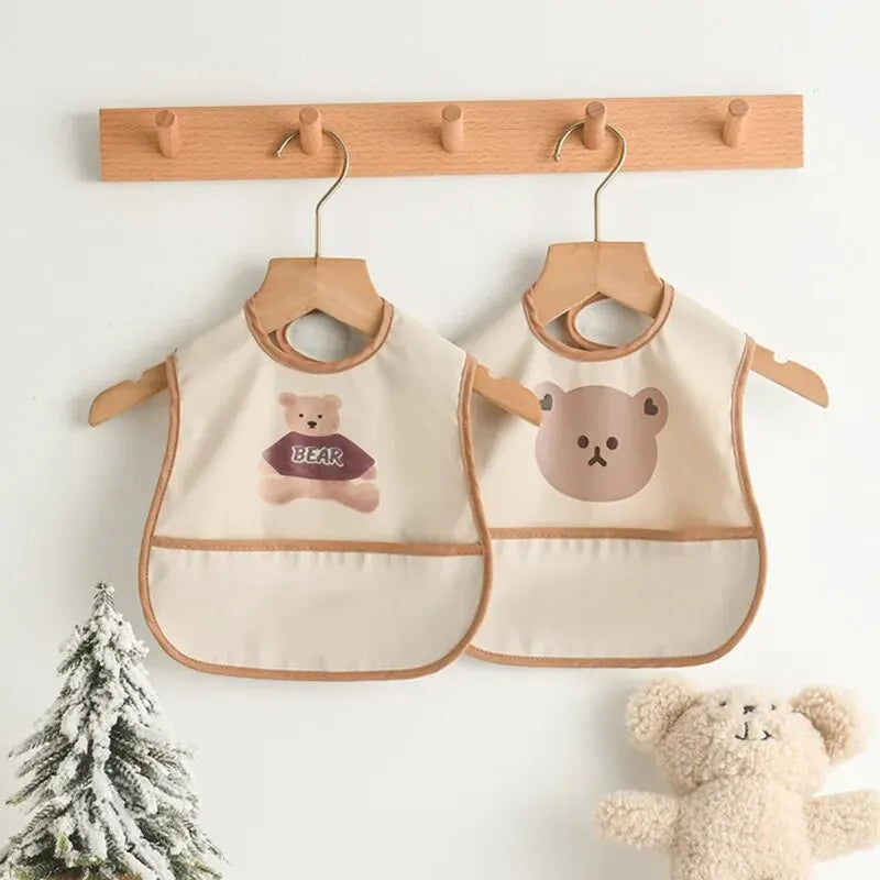 No-Sleeve Animal Cartoon Bibs in Bear Print